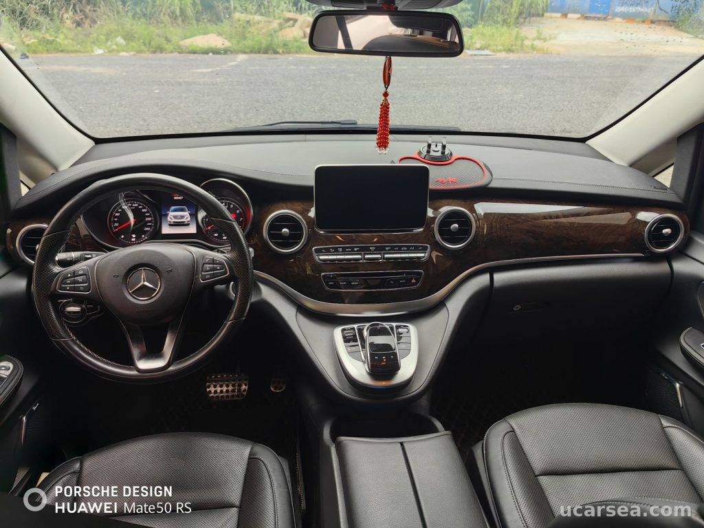 Mercedes-Benz V 2021 V 260 Premium photo 7