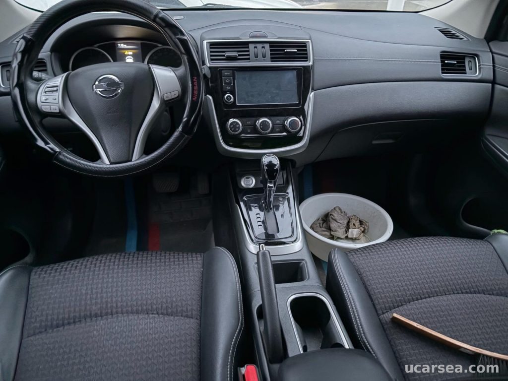 Nissan 2016 photo 3