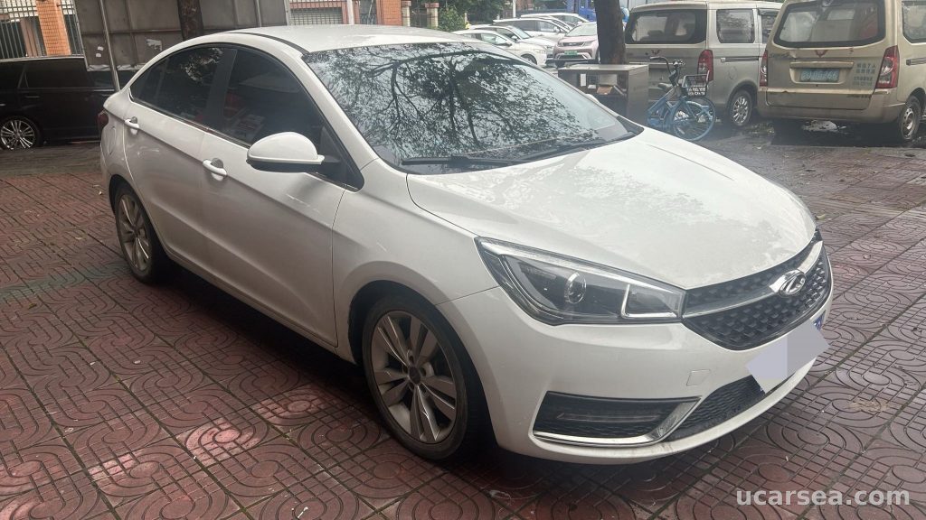 Chery Arrizo 5 2016 photo 2