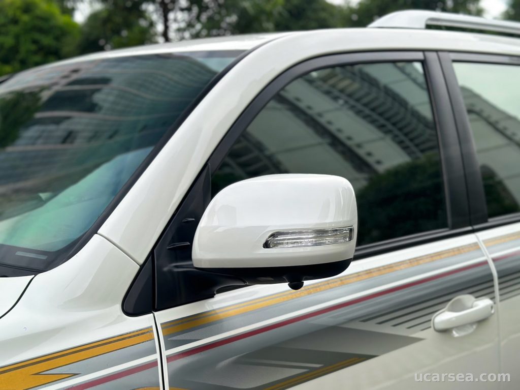 Toyota Land Cruiser 2017 photo 11