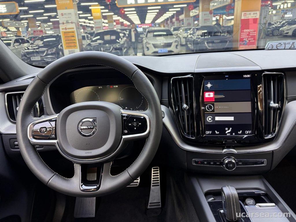 Volvo XC60 2021 XC60 PHEV T8 Sport photo 3