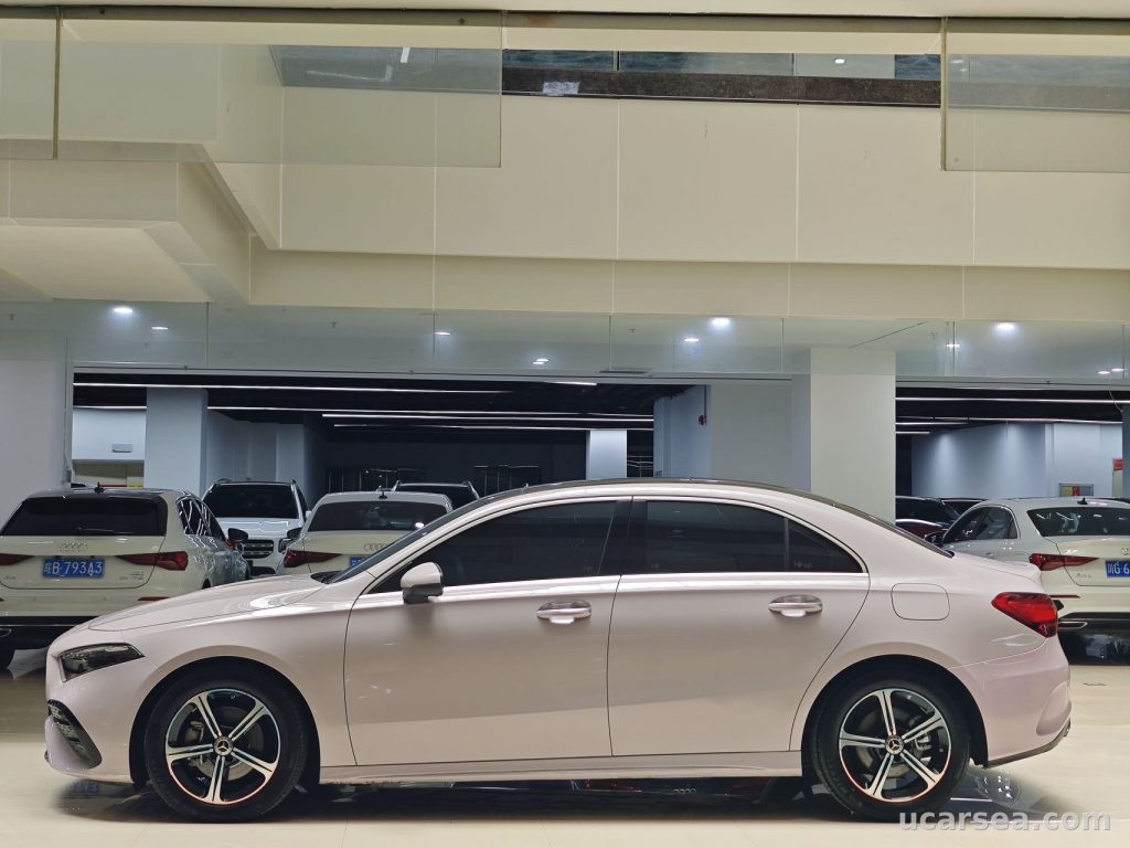 Mercedes-Benz A 2023 A 200 L photo 5