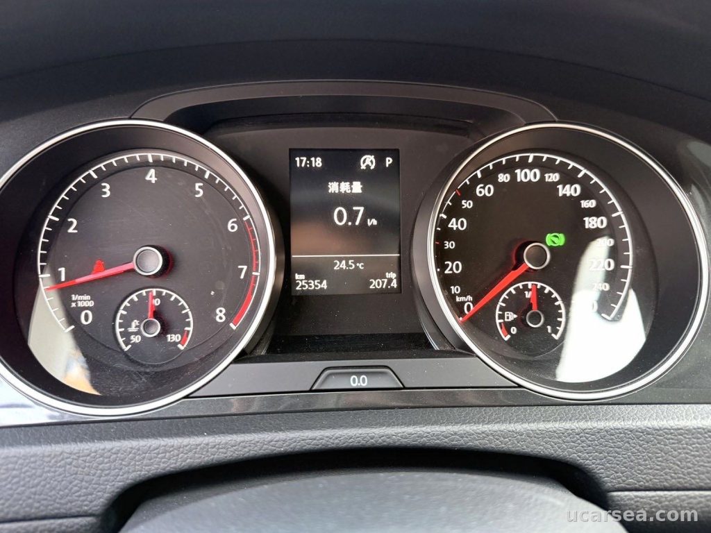 Volkswagen Golf 2018 7 1.4TSI 230TSI photo 7