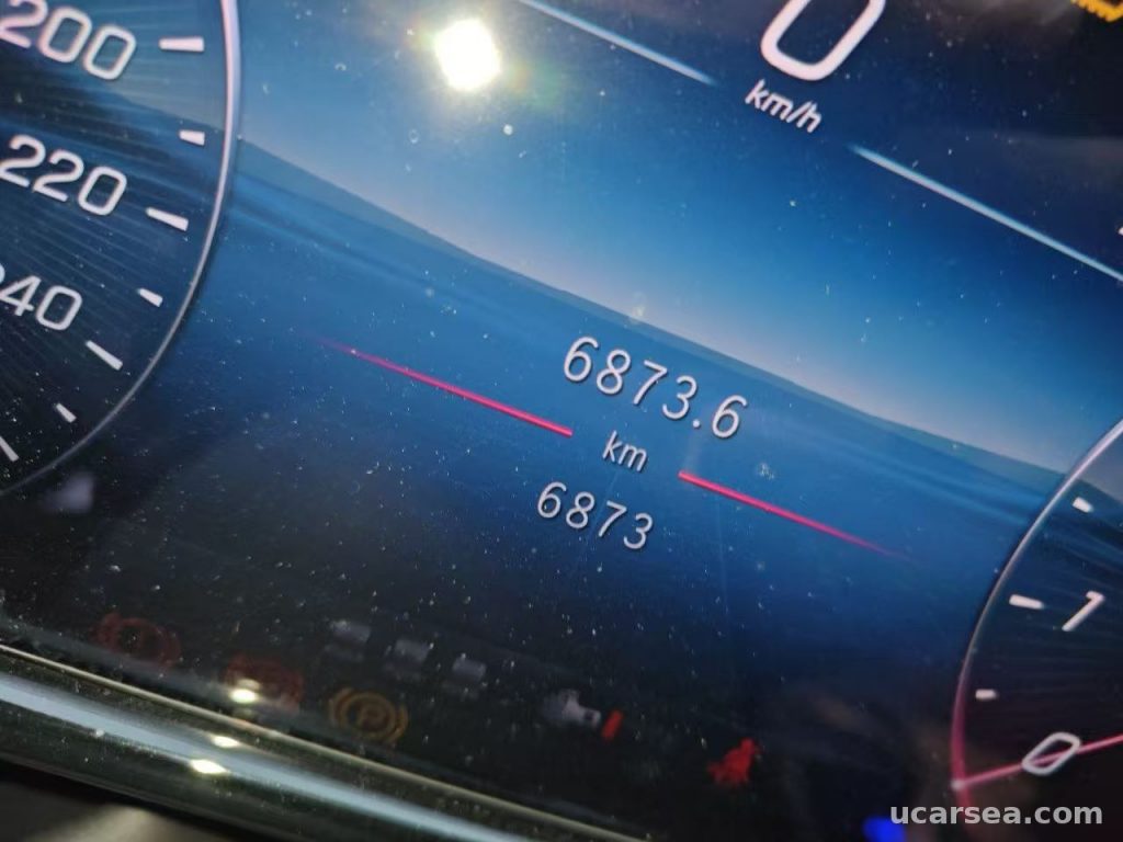 Mercedes-Benz E 2026 E 300 L 48V photo 9