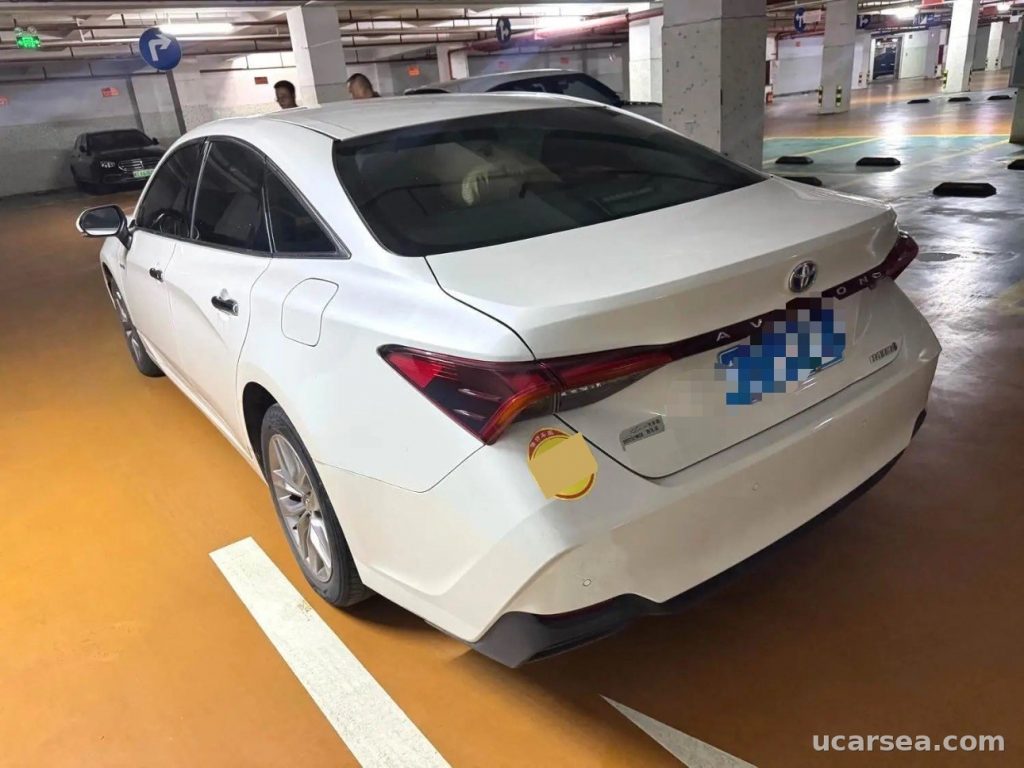 Toyota Avalon 2019 Luxury photo 2