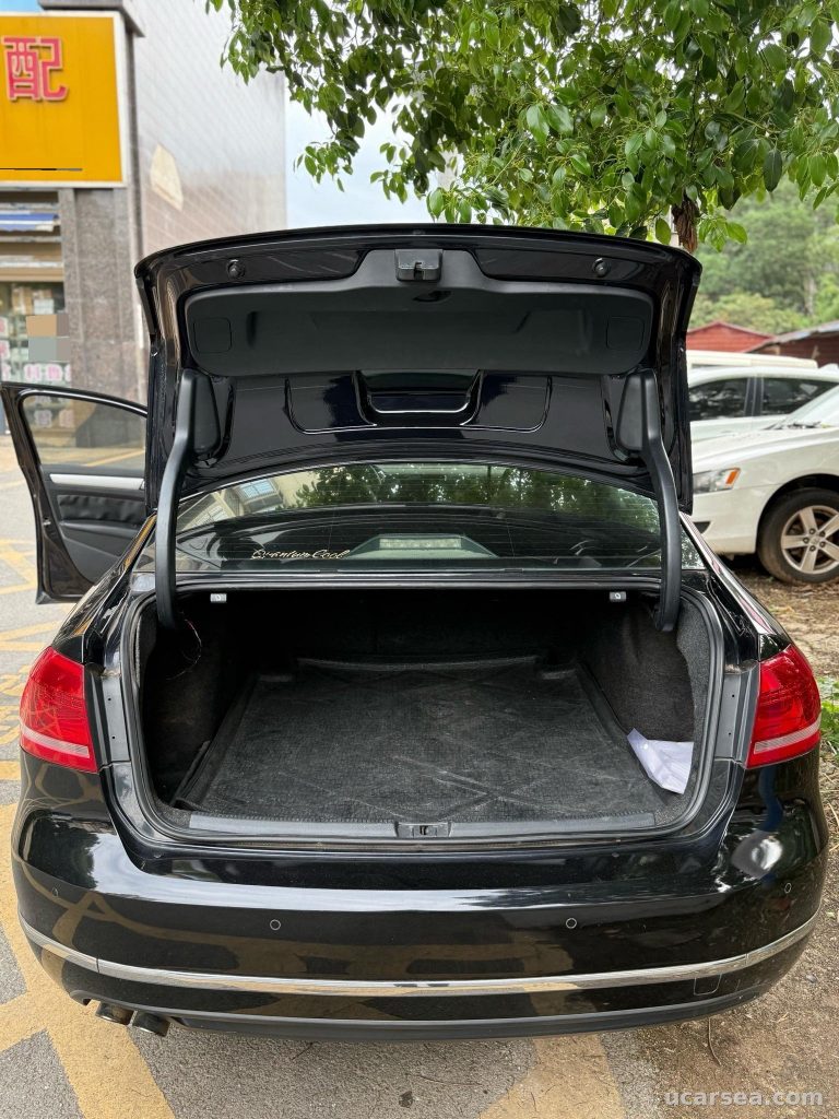 大众 帕萨特 2013款 1.8TSI 尊荣导航版 实拍图 4