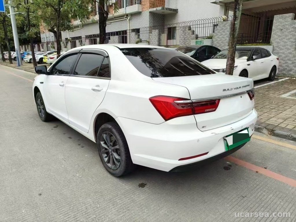 BYD QinEV 2021 EV photo 5
