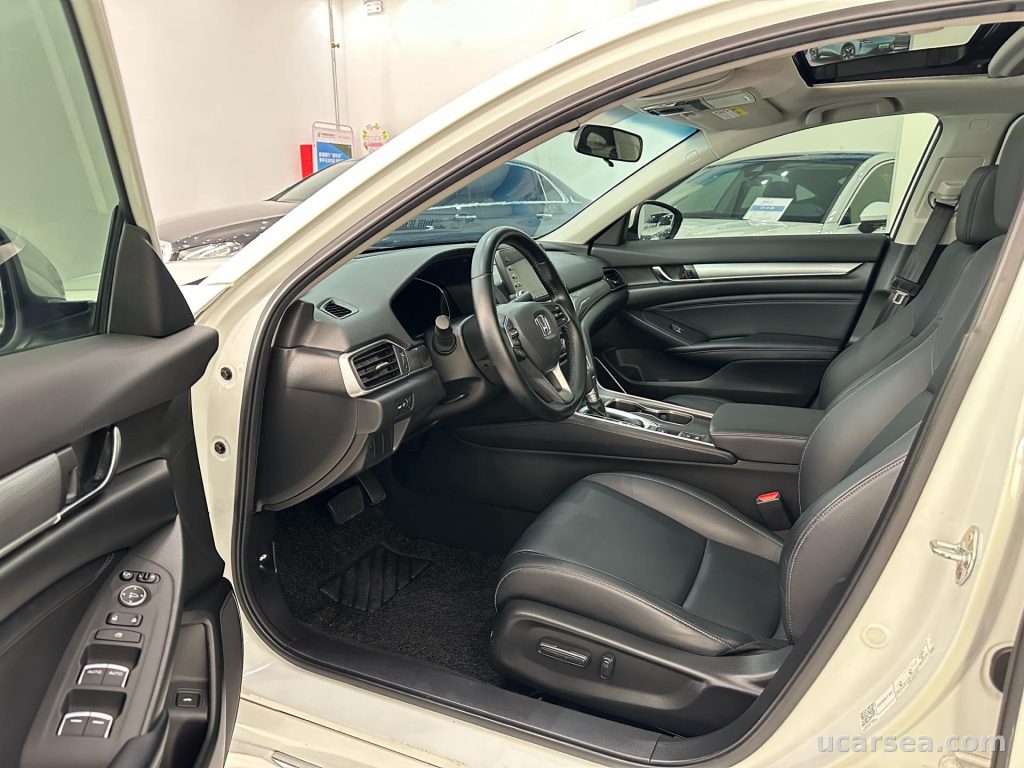 Honda Accord 2018 1.5T 260TURBO photo 3