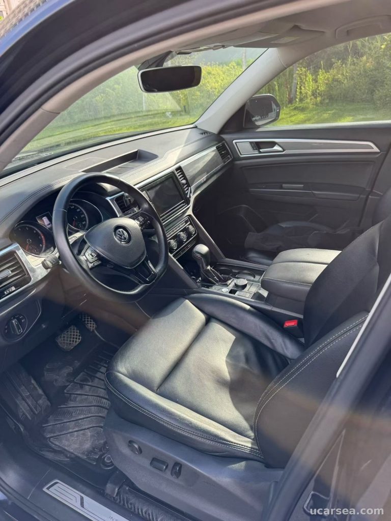 Volkswagen Teramont 2019 2.0TSI 380TSI Comfort photo 3