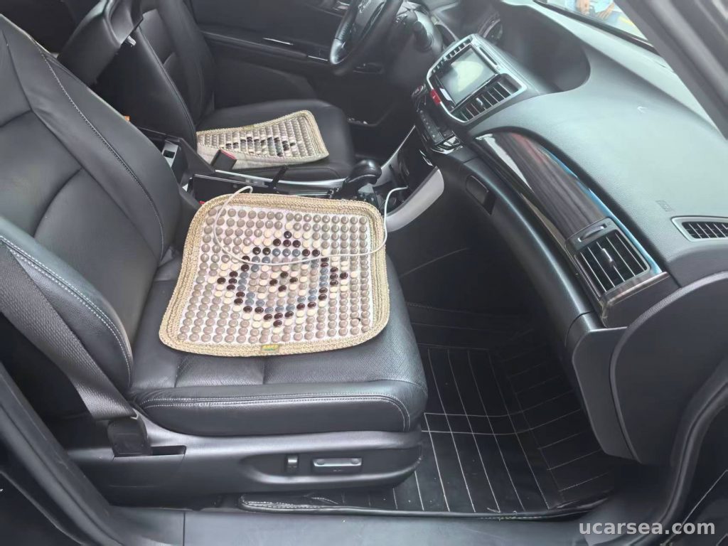 Honda 2016 Luxury photo 5