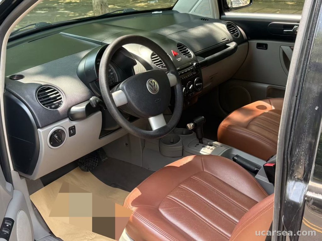 Volkswagen 2010 photo 3