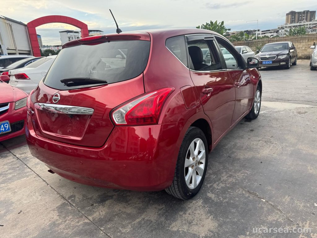 Nissan Tiida 2011 XE photo 6