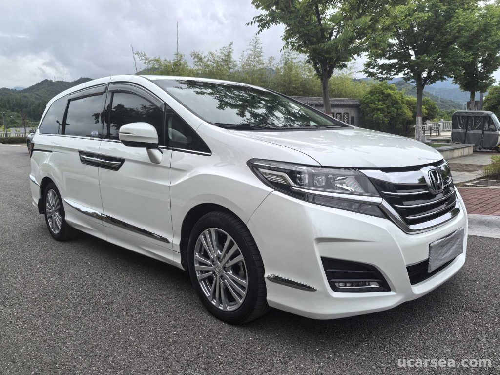 Honda Elysion 2016 Comfort photo 2
