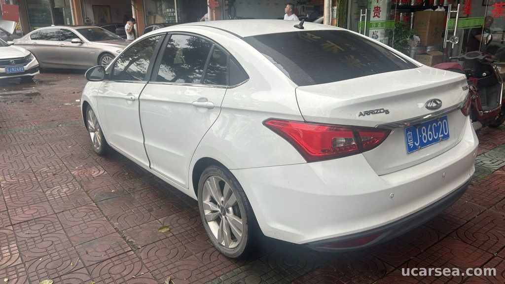 Chery Arrizo 5 2016 photo 4