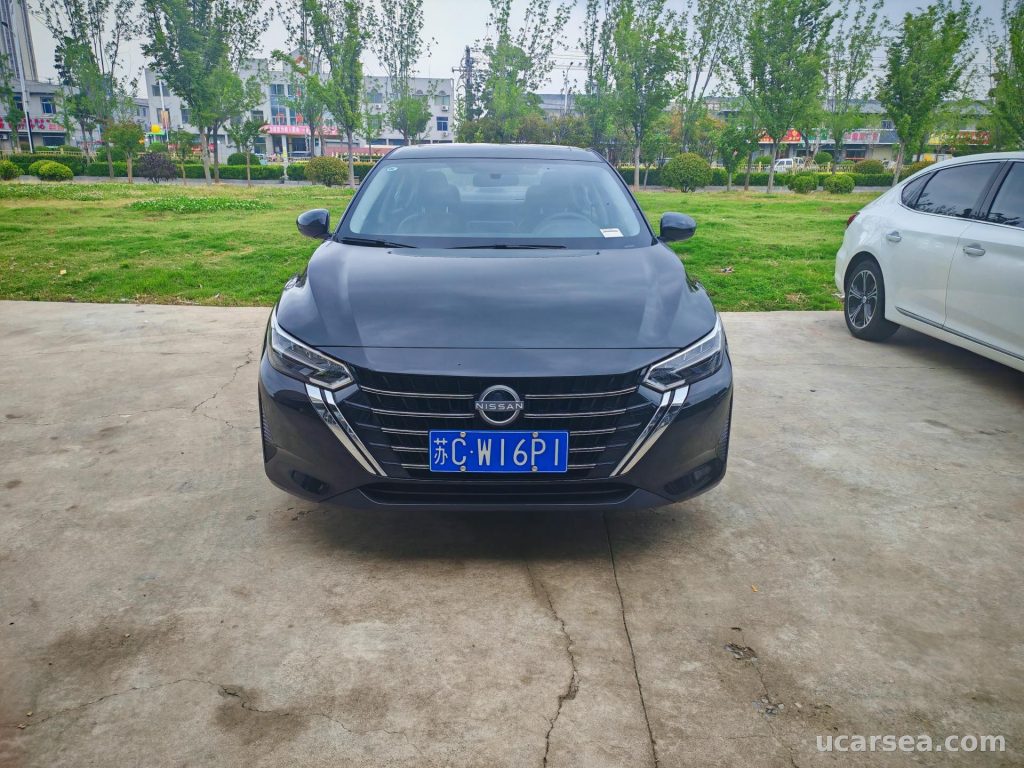 Nissan 2025 photo 1