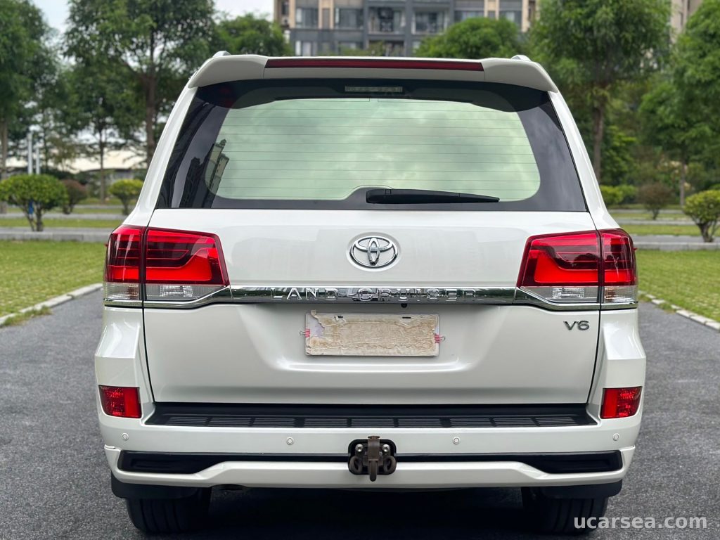 Toyota Land Cruiser 2017 photo 5