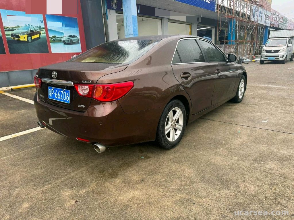 Toyota 2013 2.5S photo 7