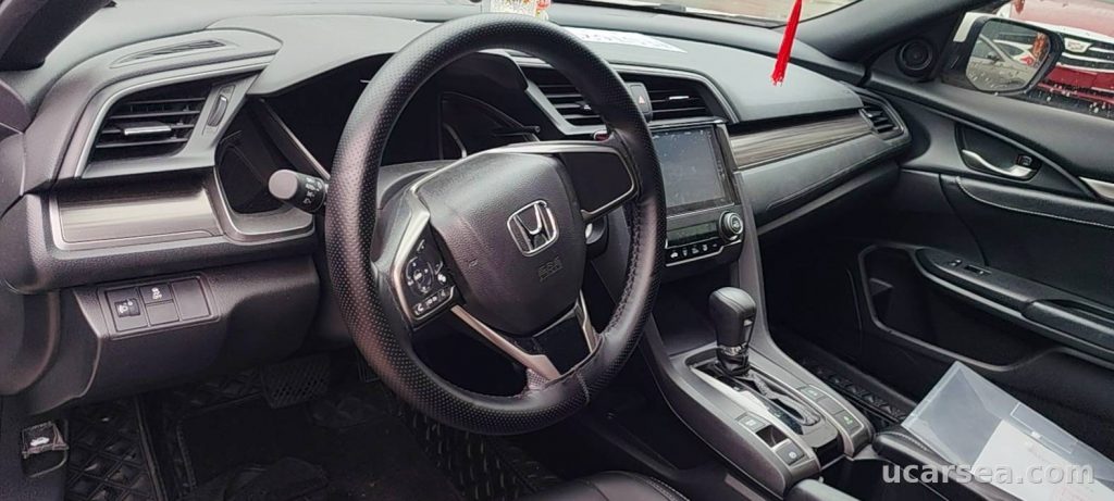 Honda Civic 2021 Hatchback 1.5T 220TURBO photo 6
