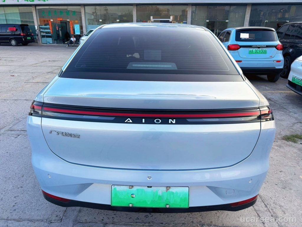广汽埃安 Aion 2024款 S MAX 70 星意版 54.6kWh 自动挡 实拍图 4