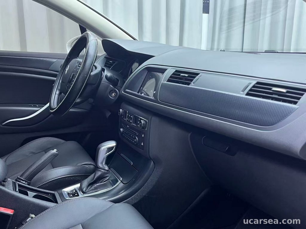 Citroen C5 2014 1.6THP photo 6