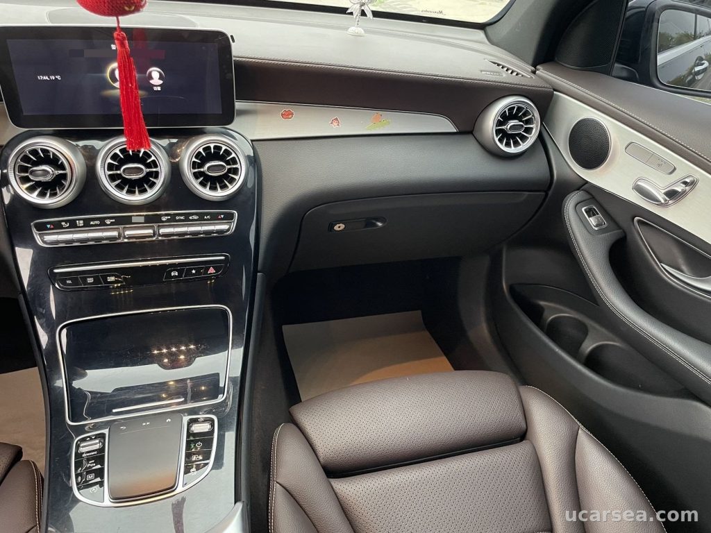Mercedes-Benz GLC 2022 260 L 4MIC photo 5