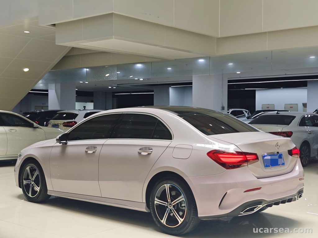 Mercedes-Benz A 2023 A 200 L photo 6