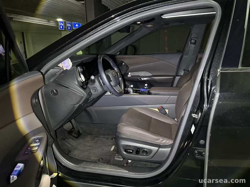 Lexus RX 2023 RX450h+ រូបភាព 1