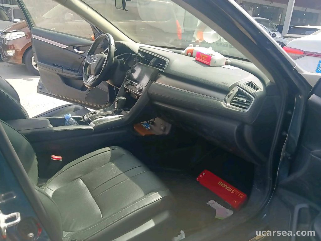 Honda Civic 2016 1.5T 220TURBO photo 2