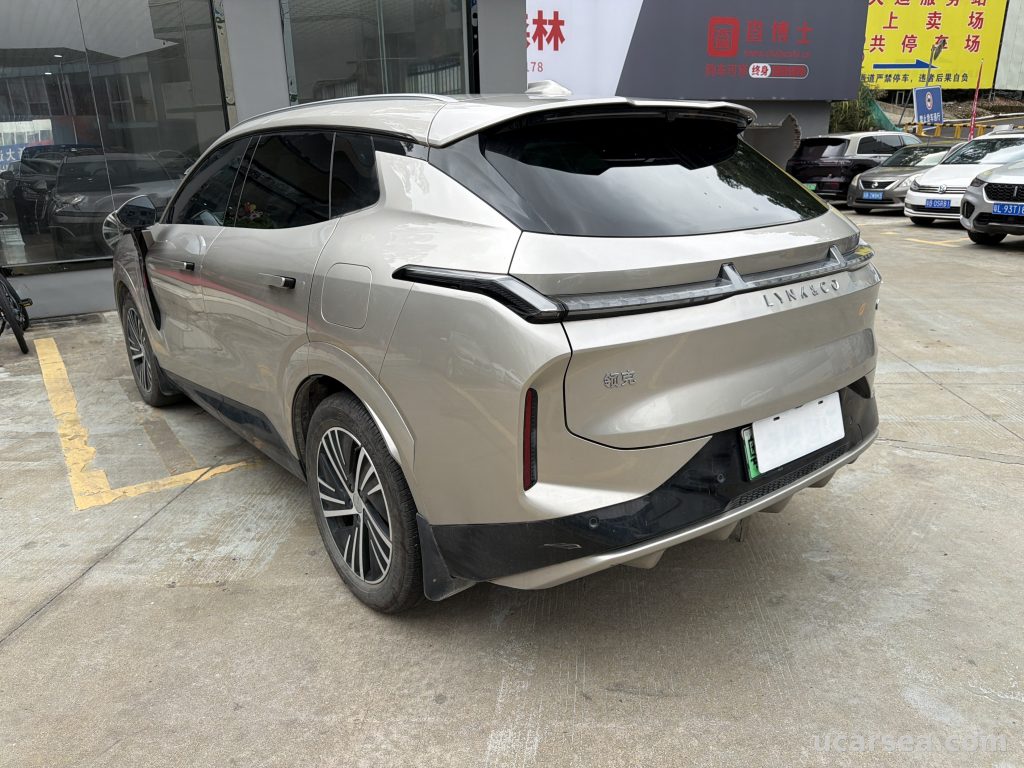 领克 06 PHEV 2024款 2024款120km长续航Plus 实拍图 1