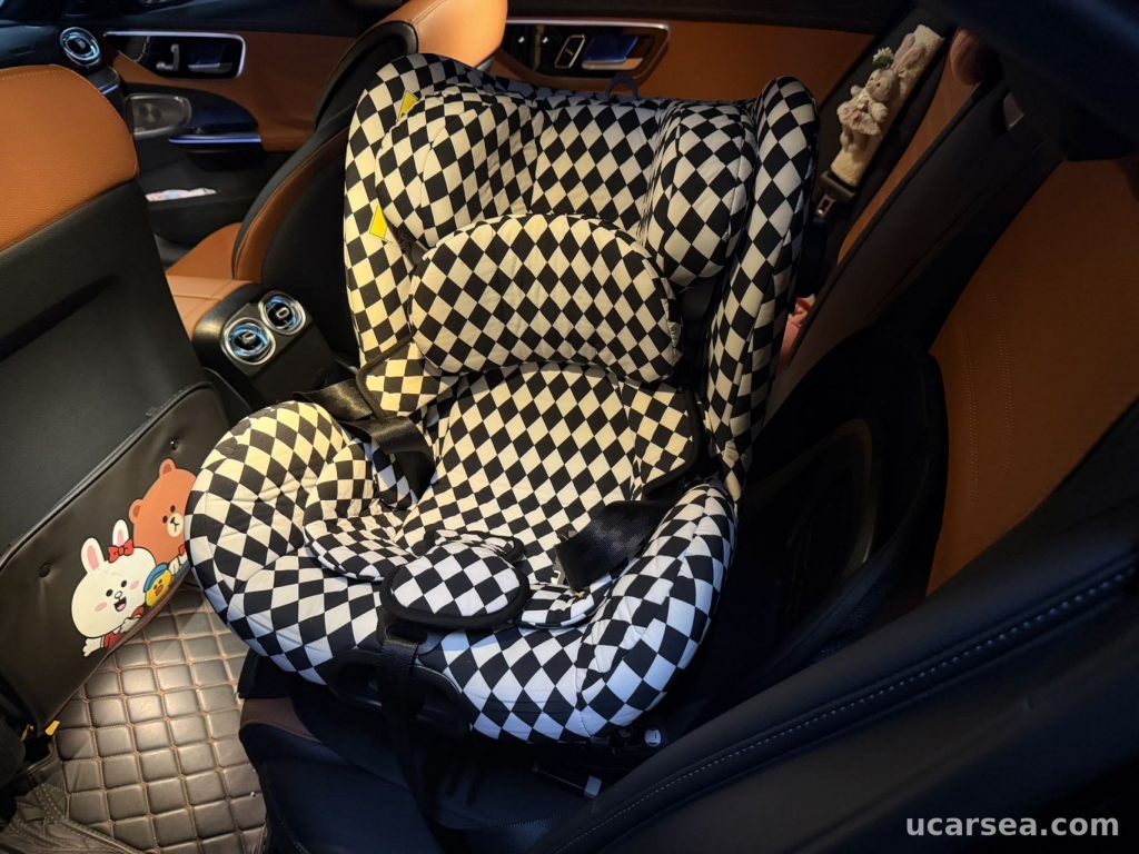 Mercedes-Benz C-Class 2022 C 260 L 48V photo 6