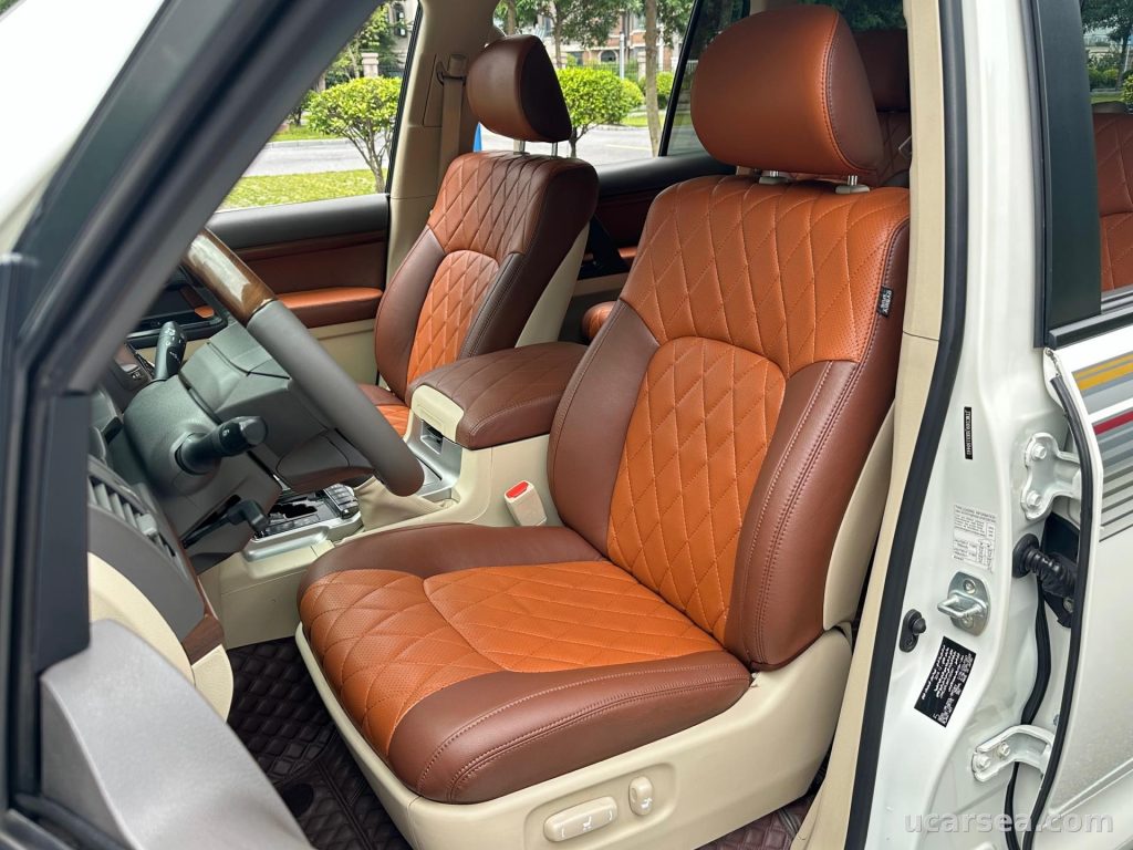 Toyota Land Cruiser 2017 photo 10