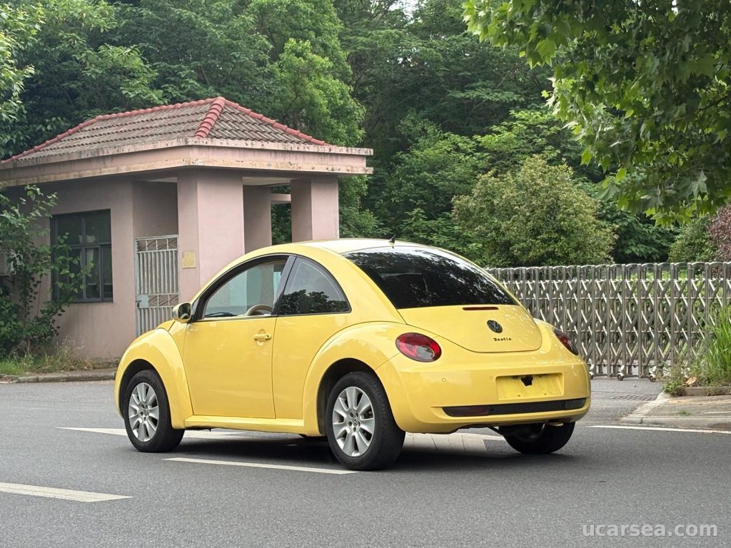 Volkswagen 2010 BlackOrange Comfort photo 7