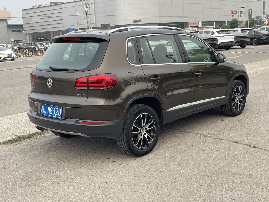 Volkswagen Tiguan 2016 1.8TSI 300TSI Luxury photo 3