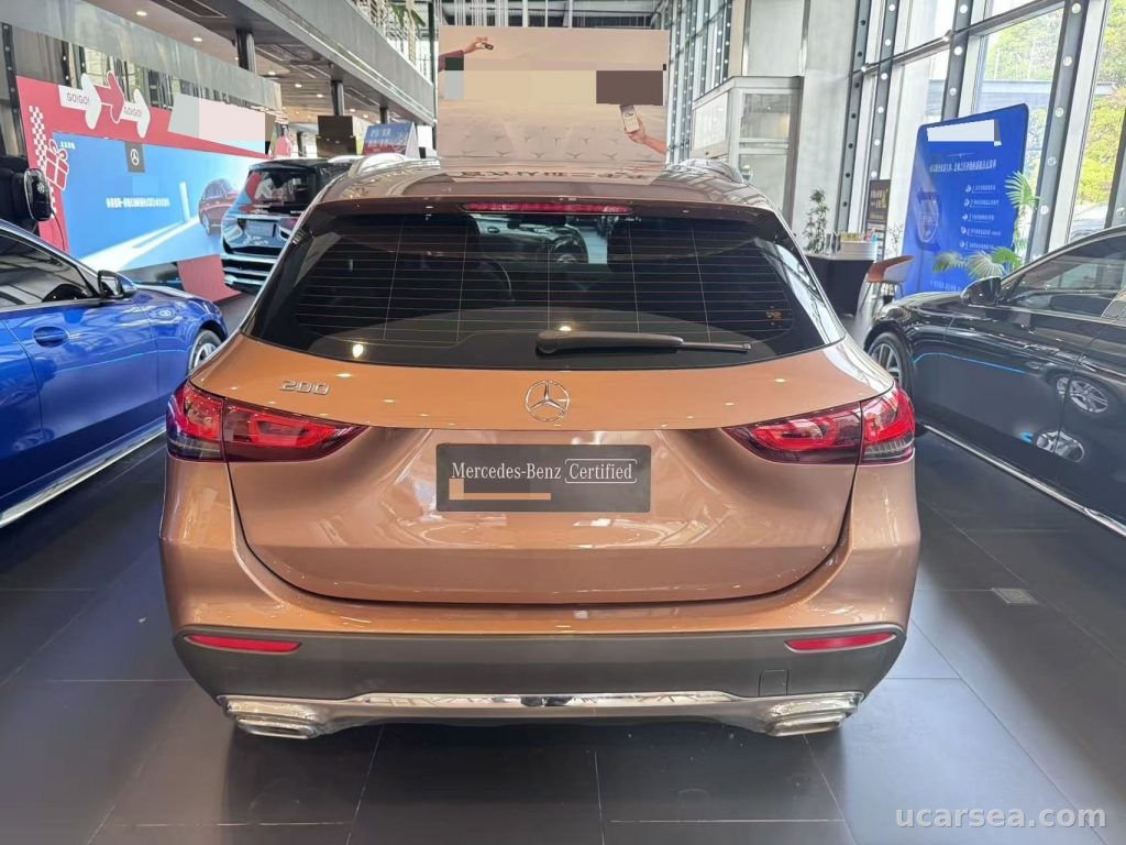 Mercedes-Benz GLA 2023 200 photo 4