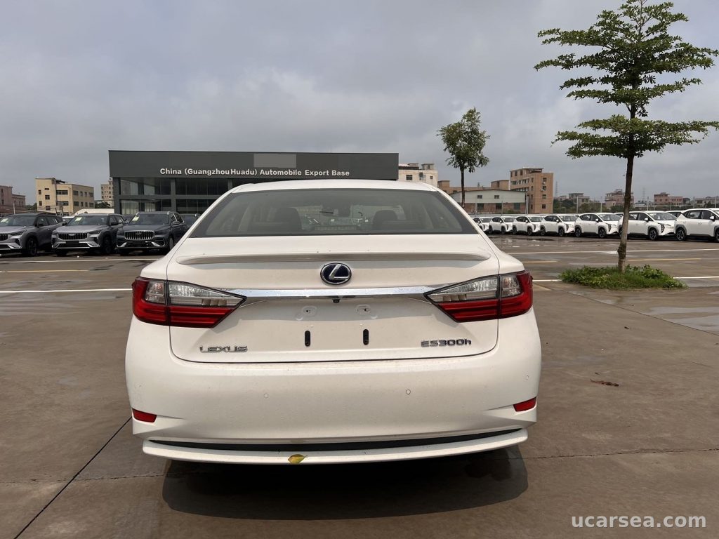 Lexus ES 2015 ES300h Comfort photo 6