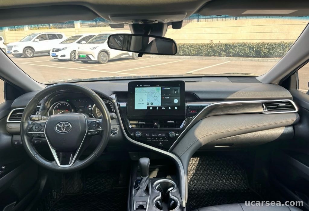 丰田 凯美瑞 2021款 2.0G 无级 豪华版 自动挡 实拍图 4