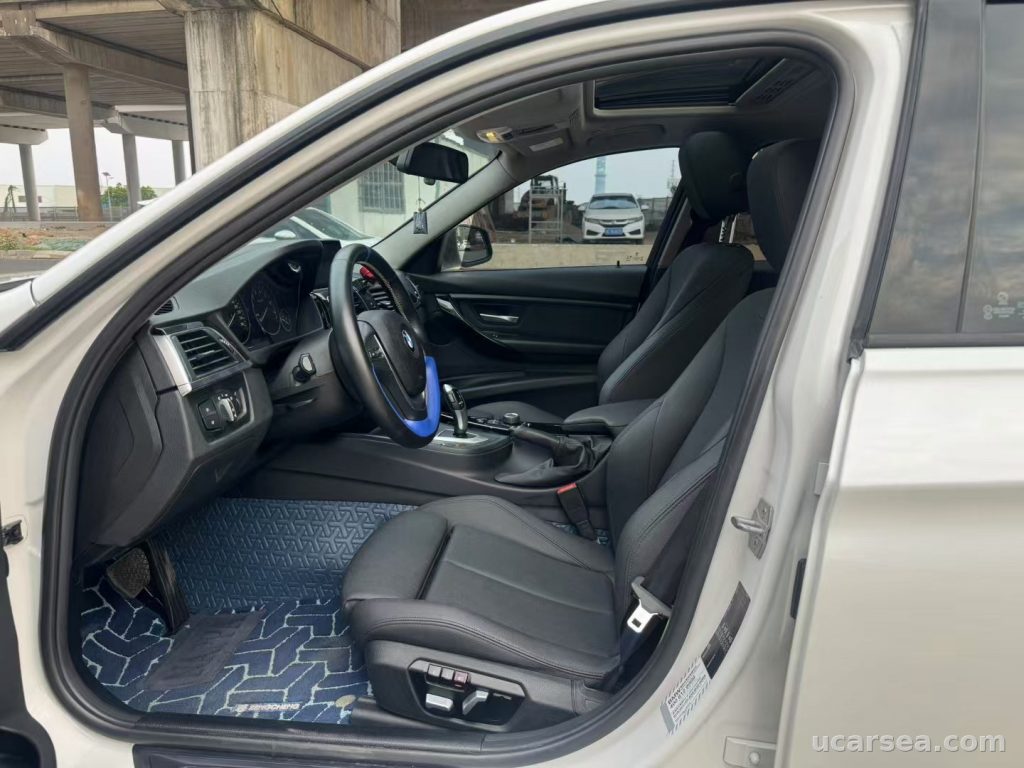 BMW 3 2017 318i photo 3
