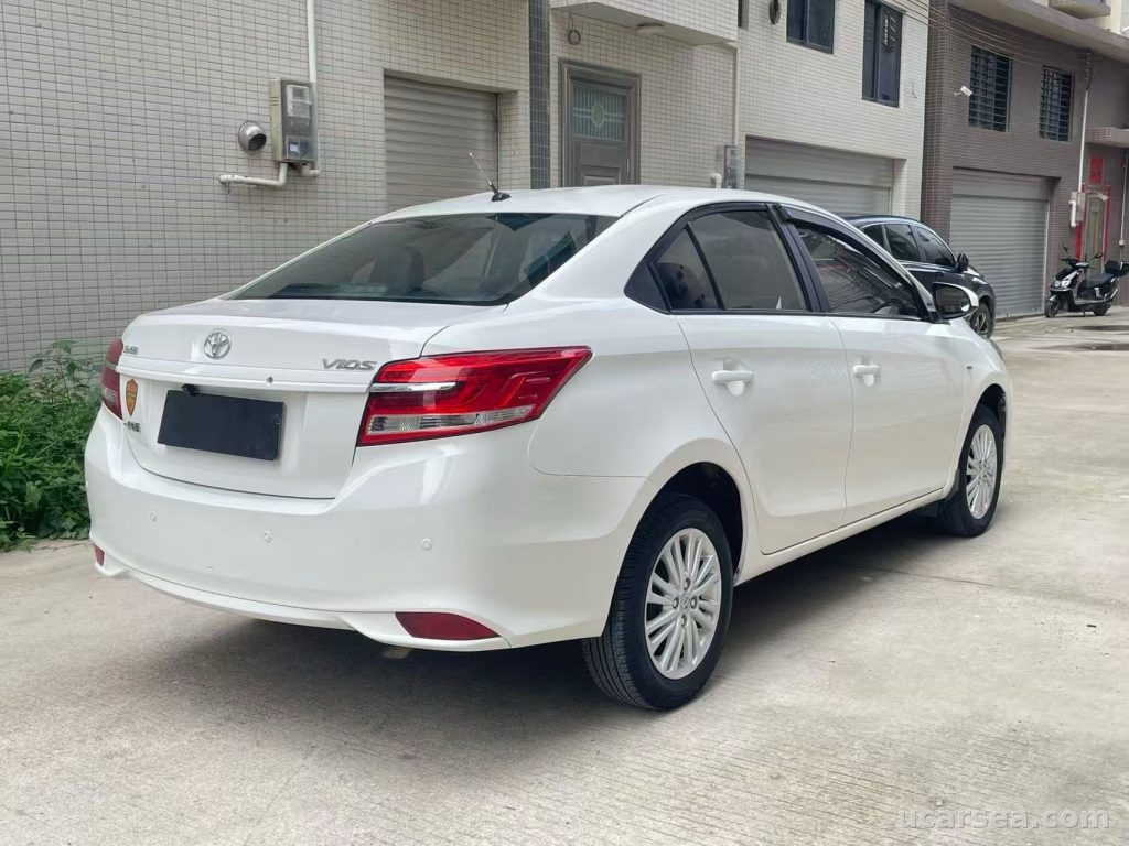 Toyota 2017 photo 7