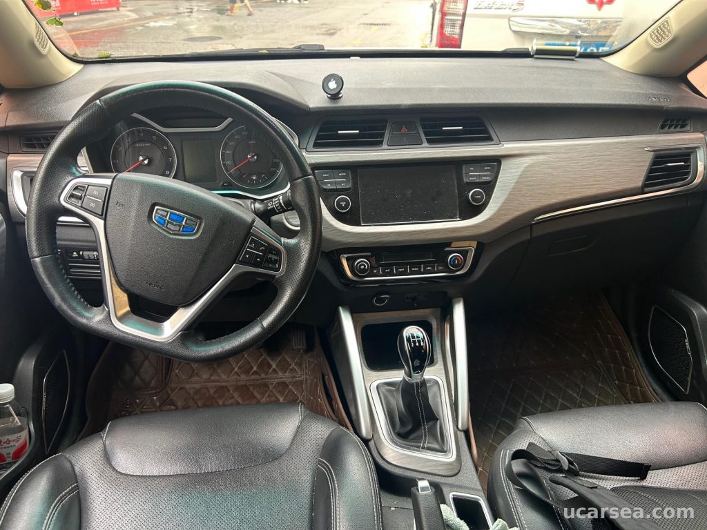 Geely Vision X3 2017 photo 4