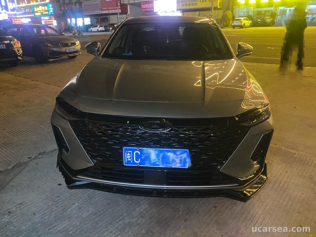 奇瑞 艾瑞泽8 2025款 1.6T 睿 自动挡 实拍图 1