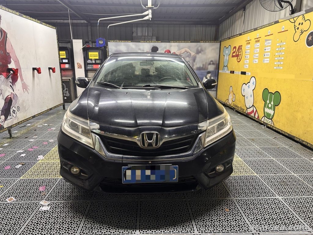 Honda Crider 2015 Luxury photo 1