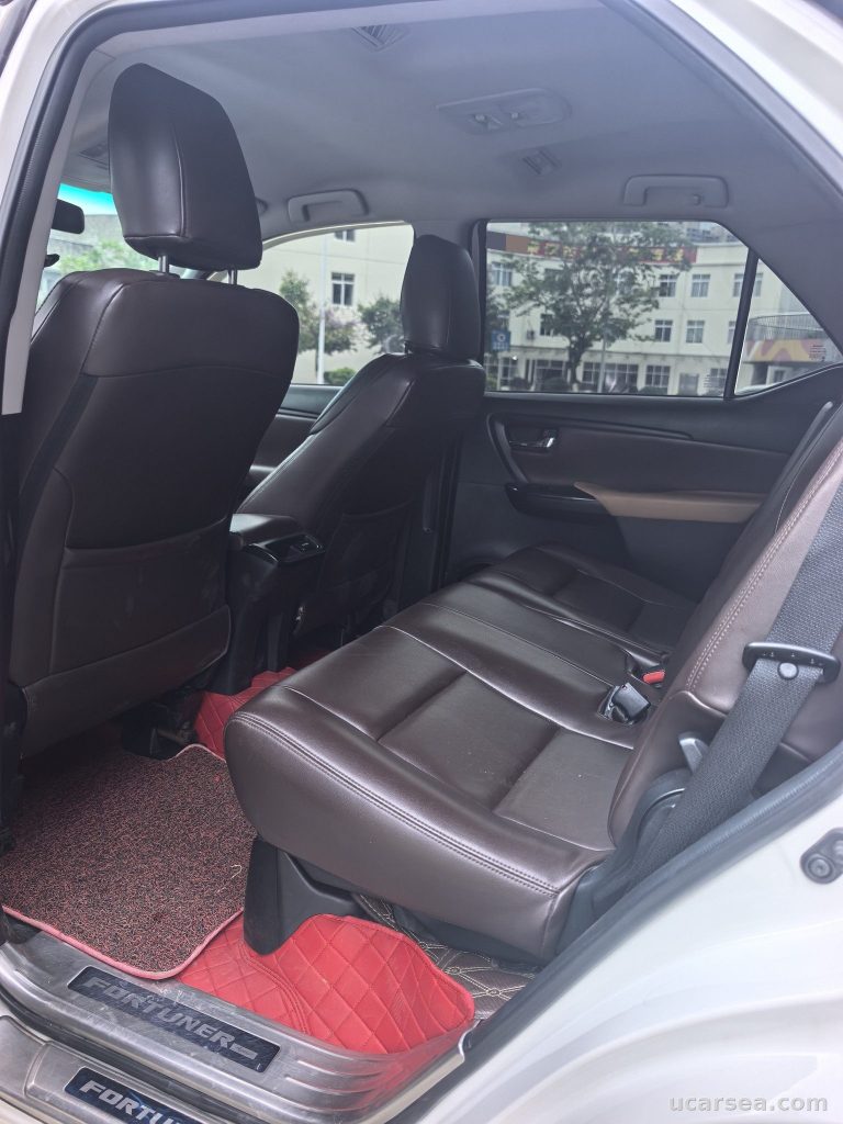 Toyota Fortuner 2015 Fortuner photo 5