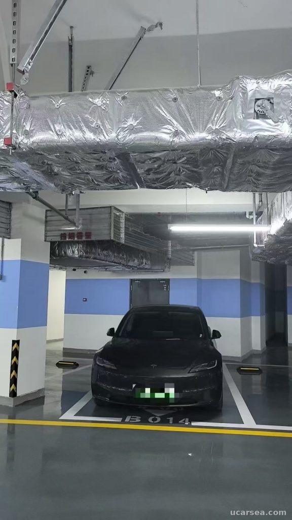 Tesla Model 3 2023 photo 3