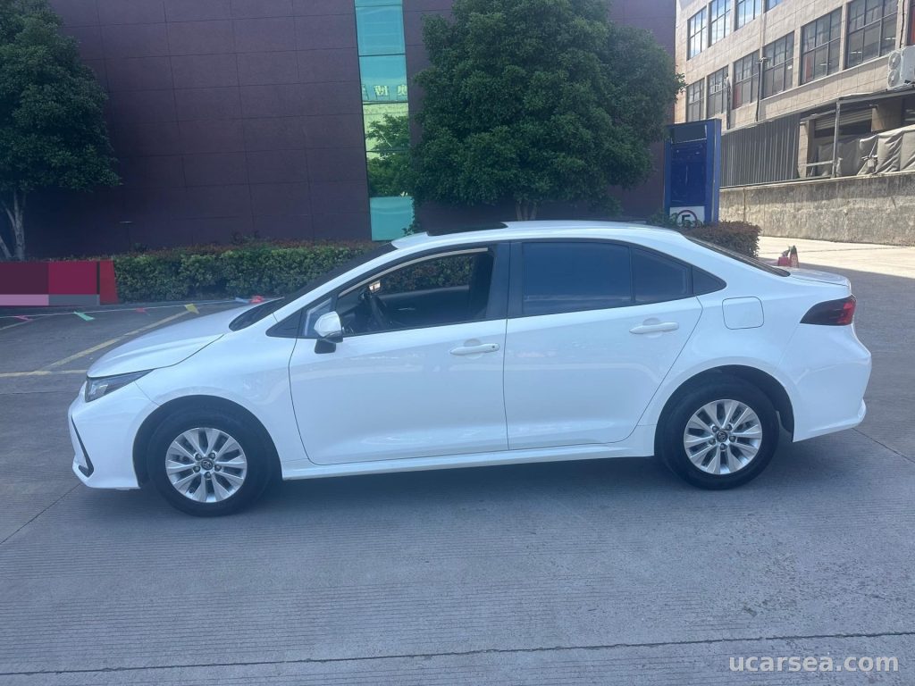 Toyota Corolla 2019 GL-i Elite photo 4