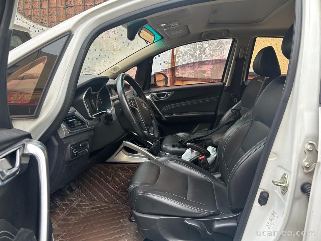 Geely Vision X3 2017 photo 2