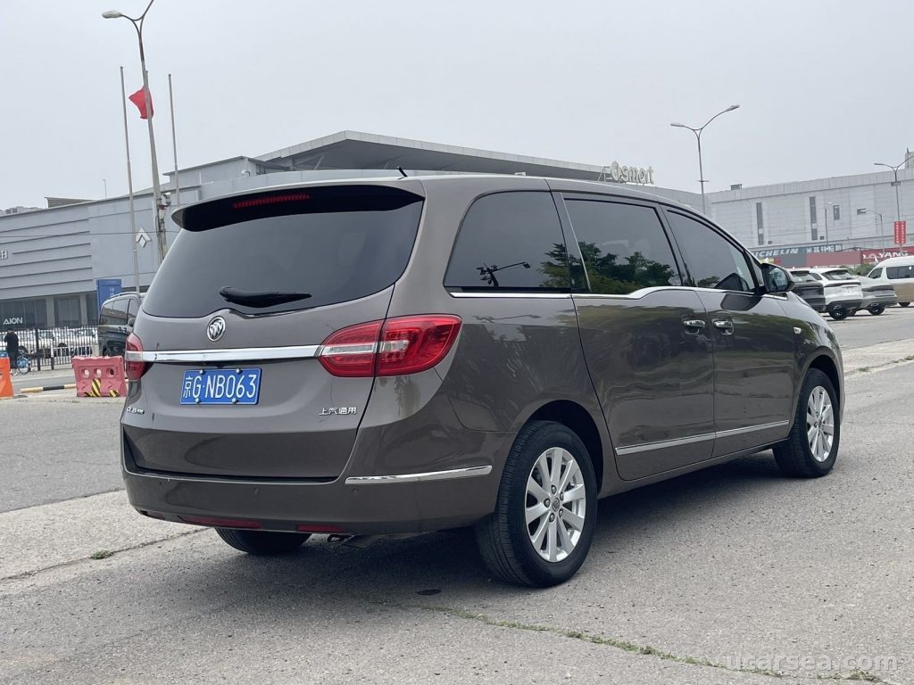 Buick GL8 2017 25S photo 4