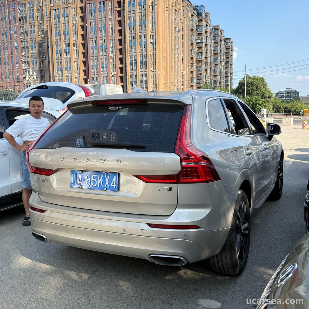 Volvo XC60 2019 T5 photo 4