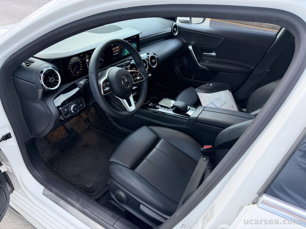 Mercedes-Benz A 2021 A 200 L photo 4