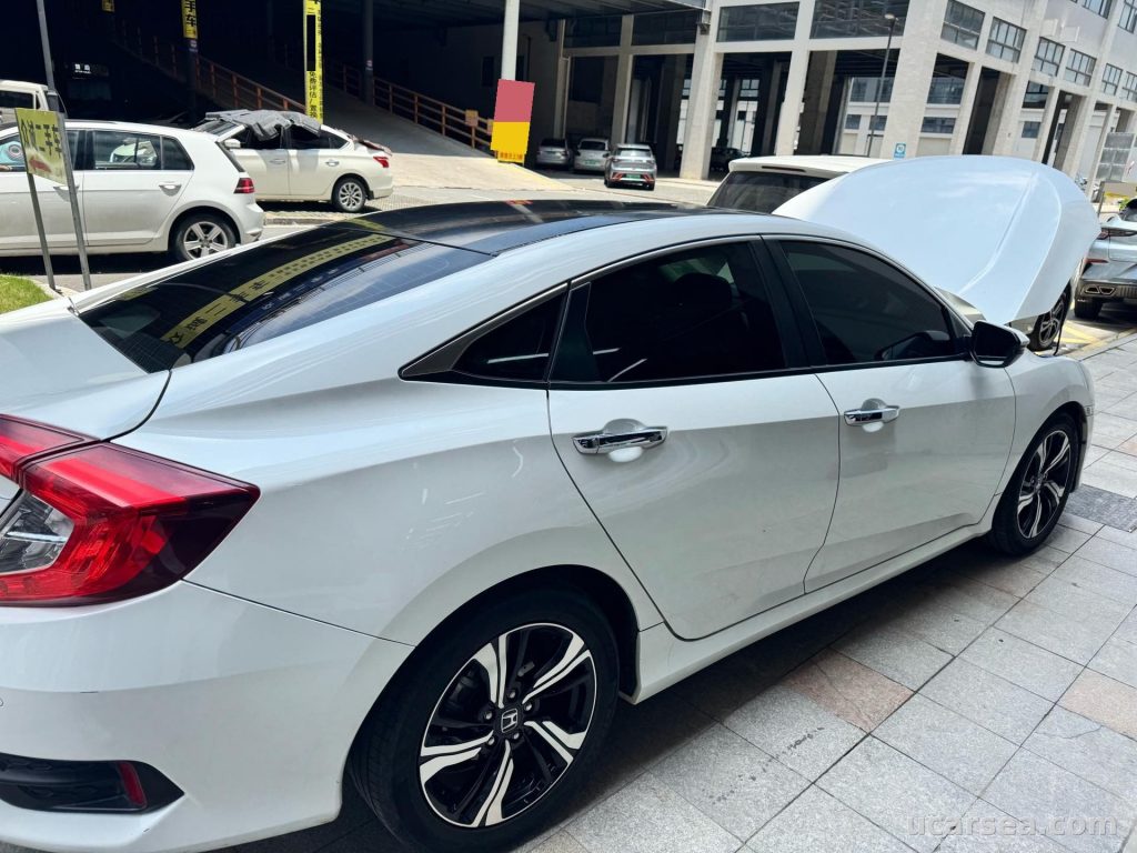 Honda Civic 2016 220TURBO Premium photo 6