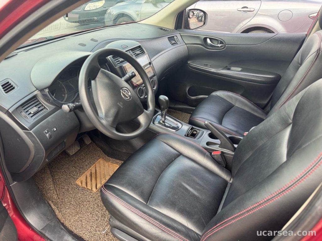 Nissan Tiida 2011 XE photo 3